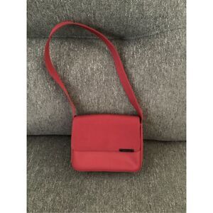 Kenneth Cole Pocket Book